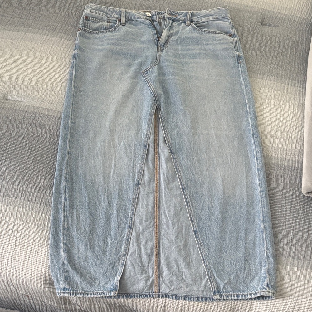 American Eagle Light Blue Denim Skirt
